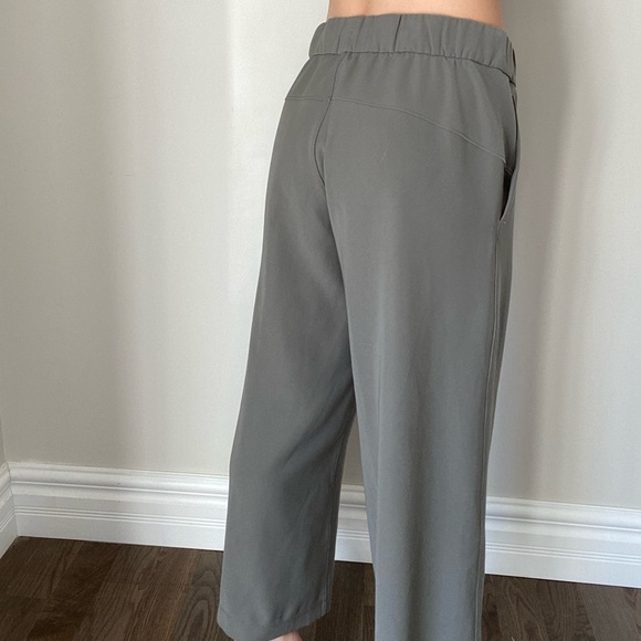 Lululemon flares - Picture 2 of 5